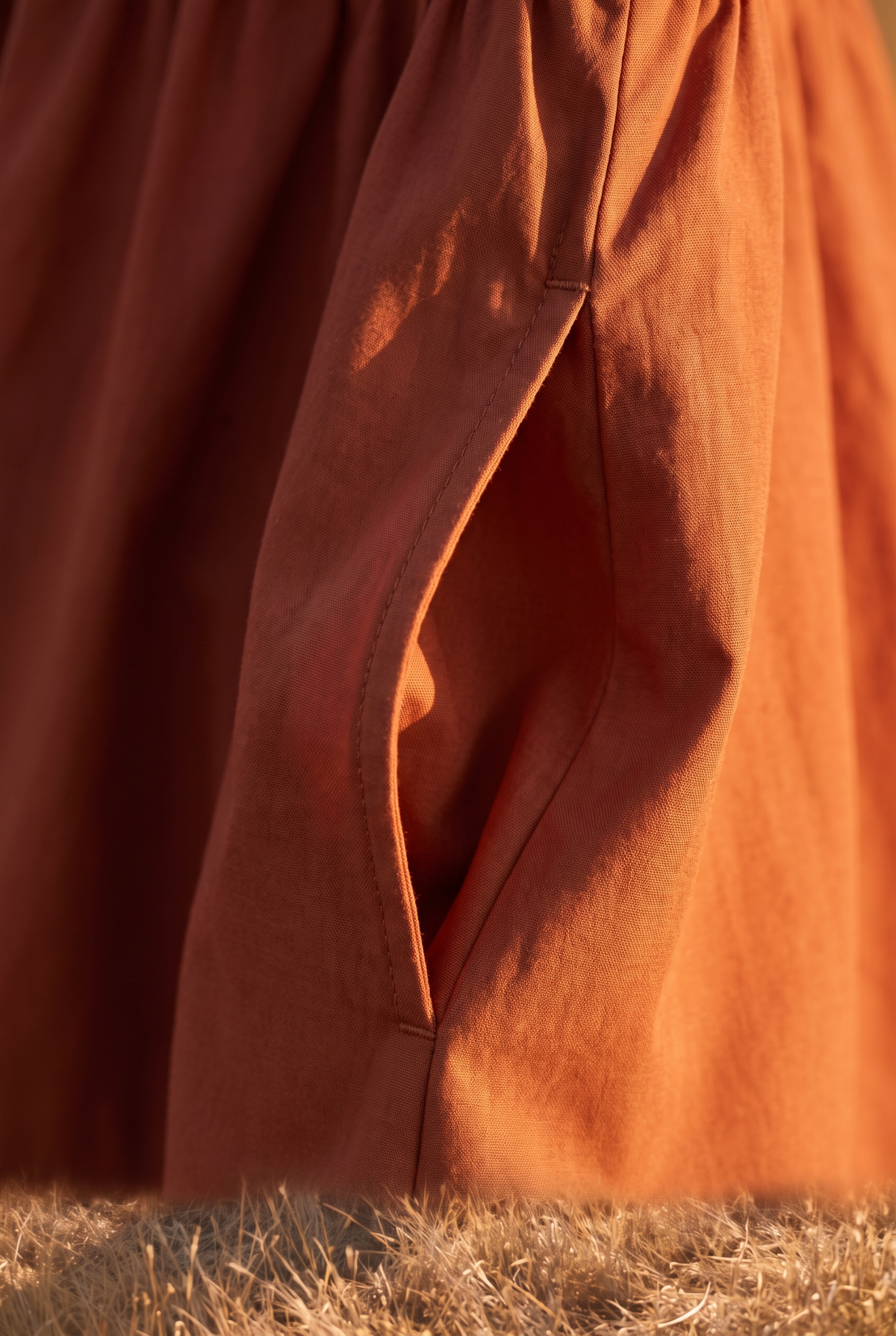 The Briar Mini, waistband detail