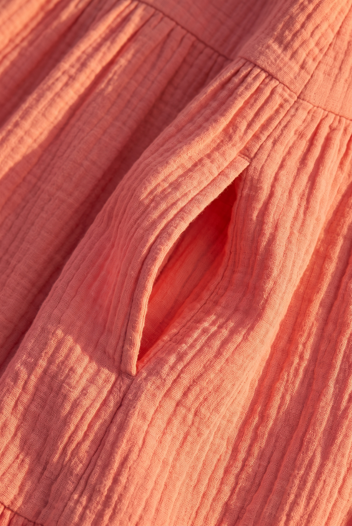 The Primrose Mini, waistband detail