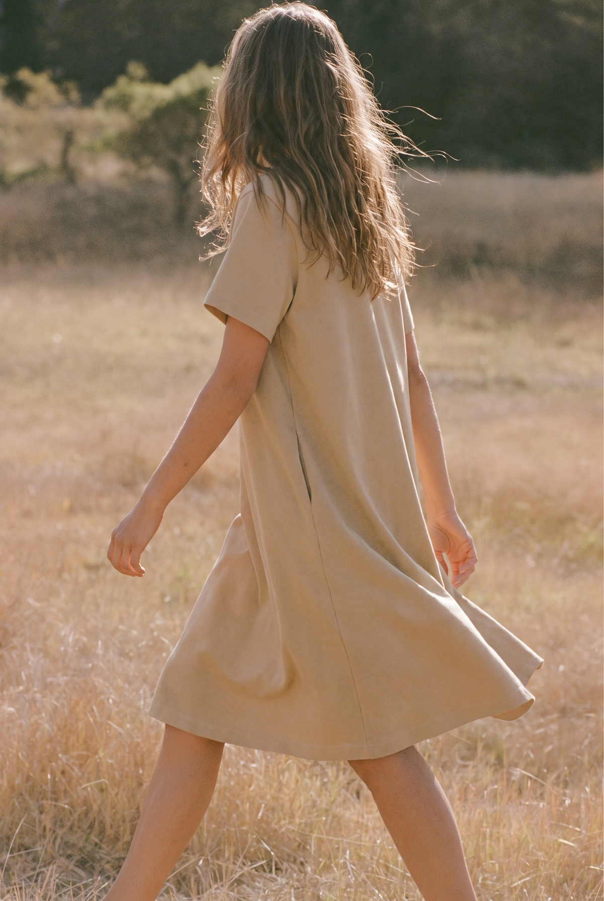 The Adeline Midi in Sand, walking