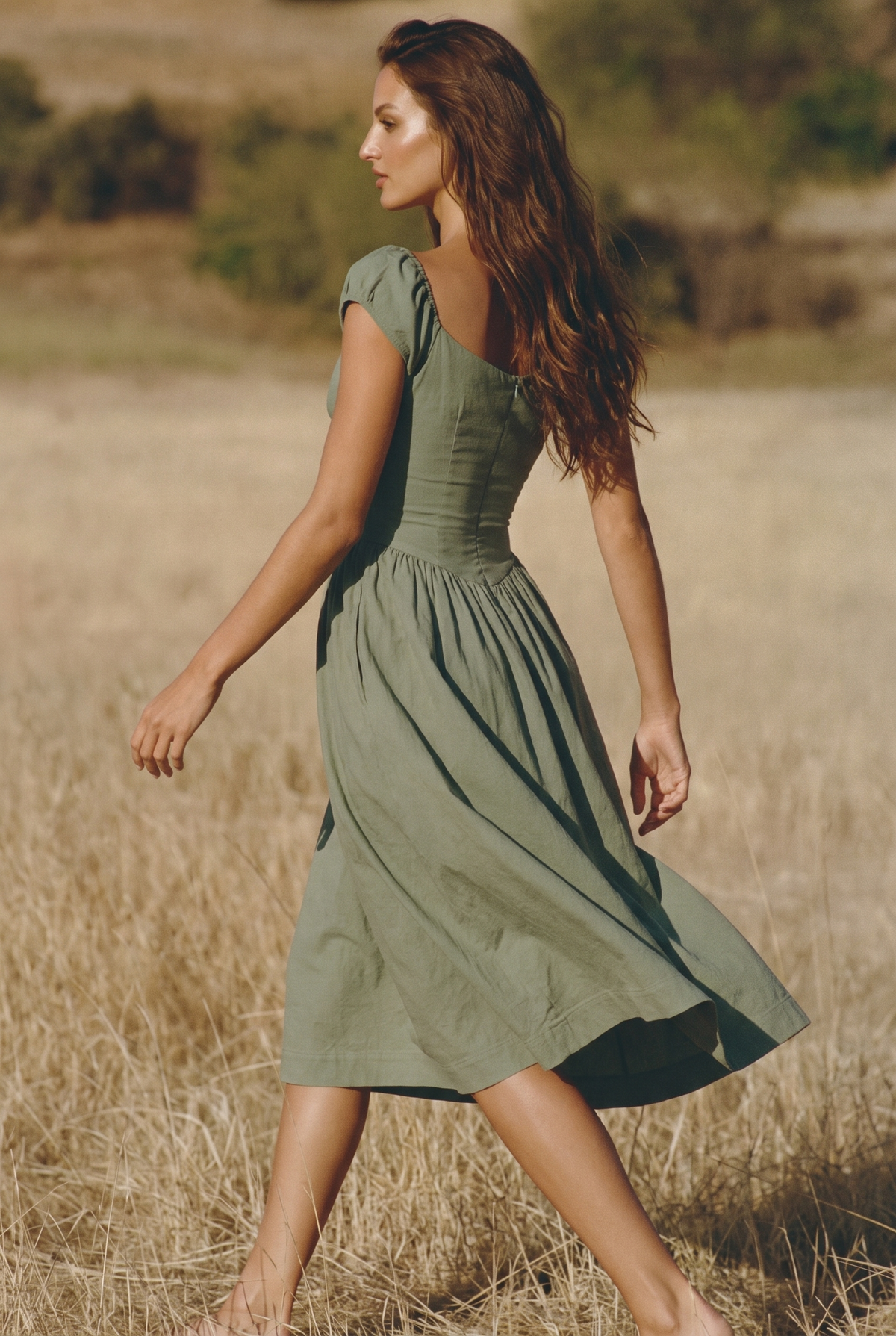 The Posy Midi in Meadow, walking