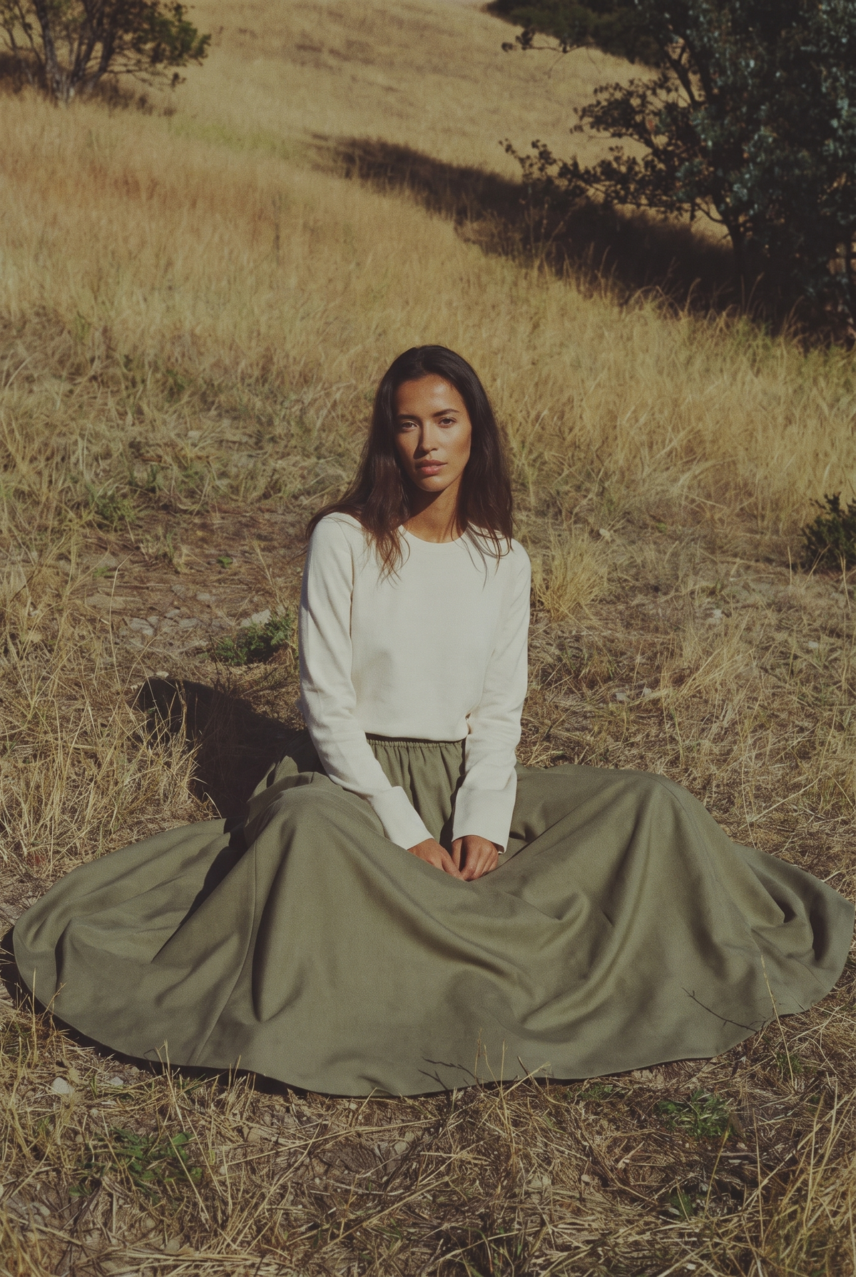 The Fern Skirt in Olive, seated