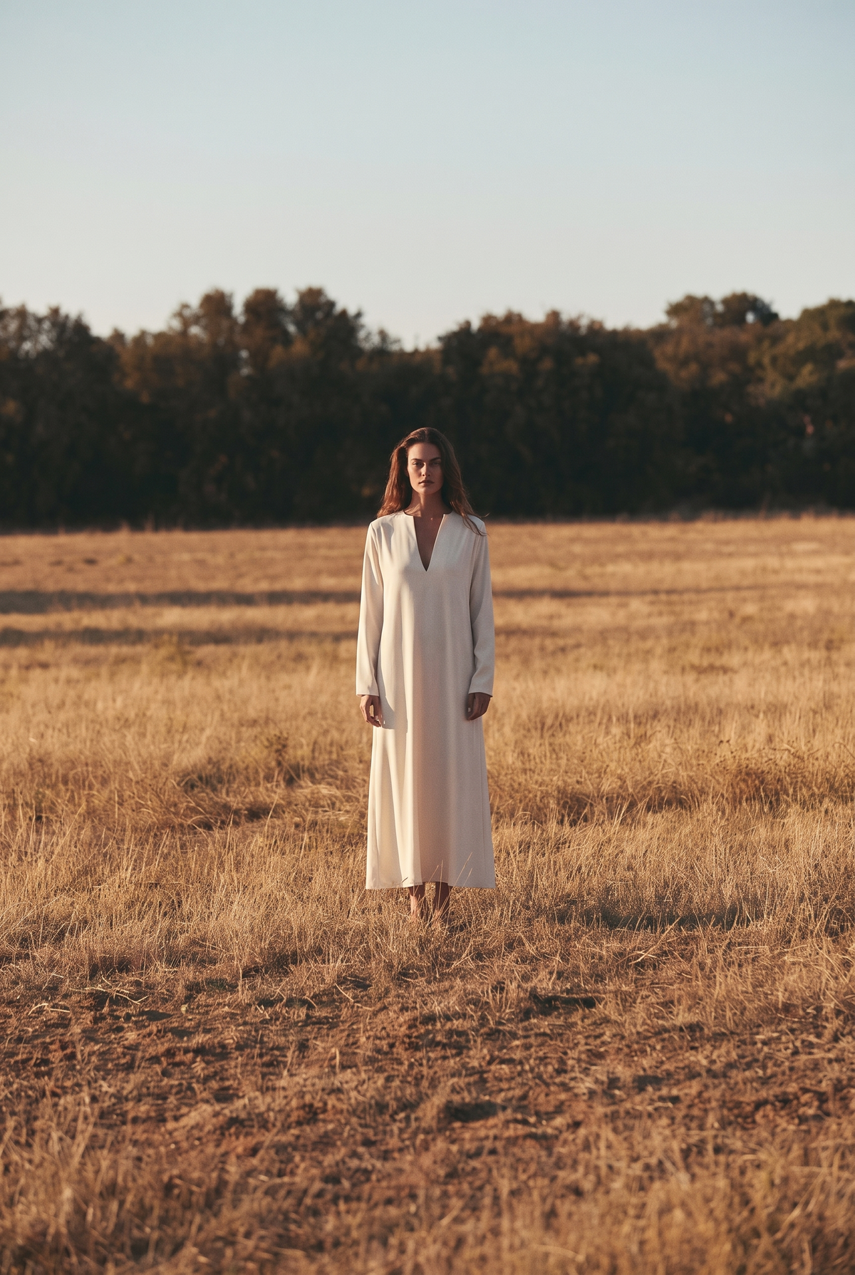 The Wren Maxi in Ivory, in the field