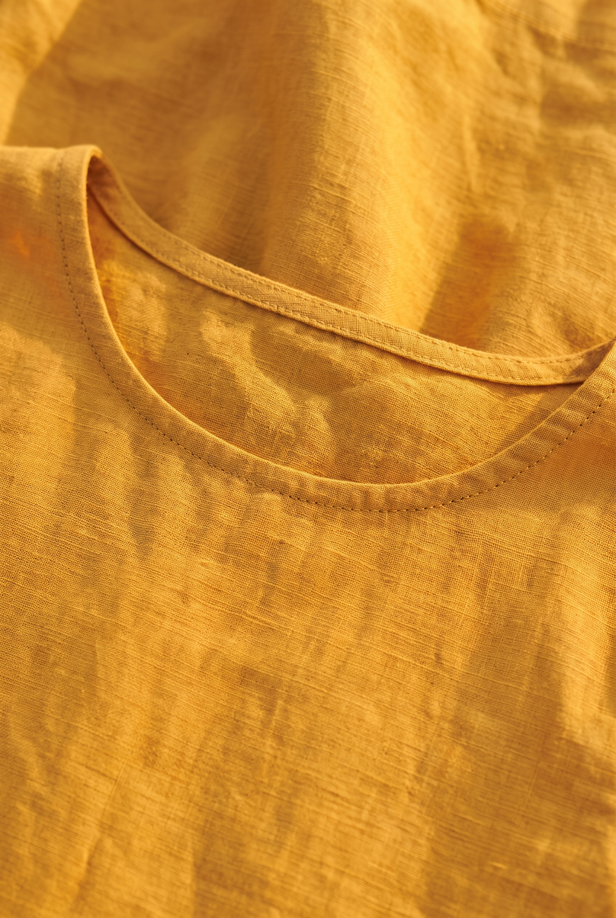 The Marigold Mini, neckline detail