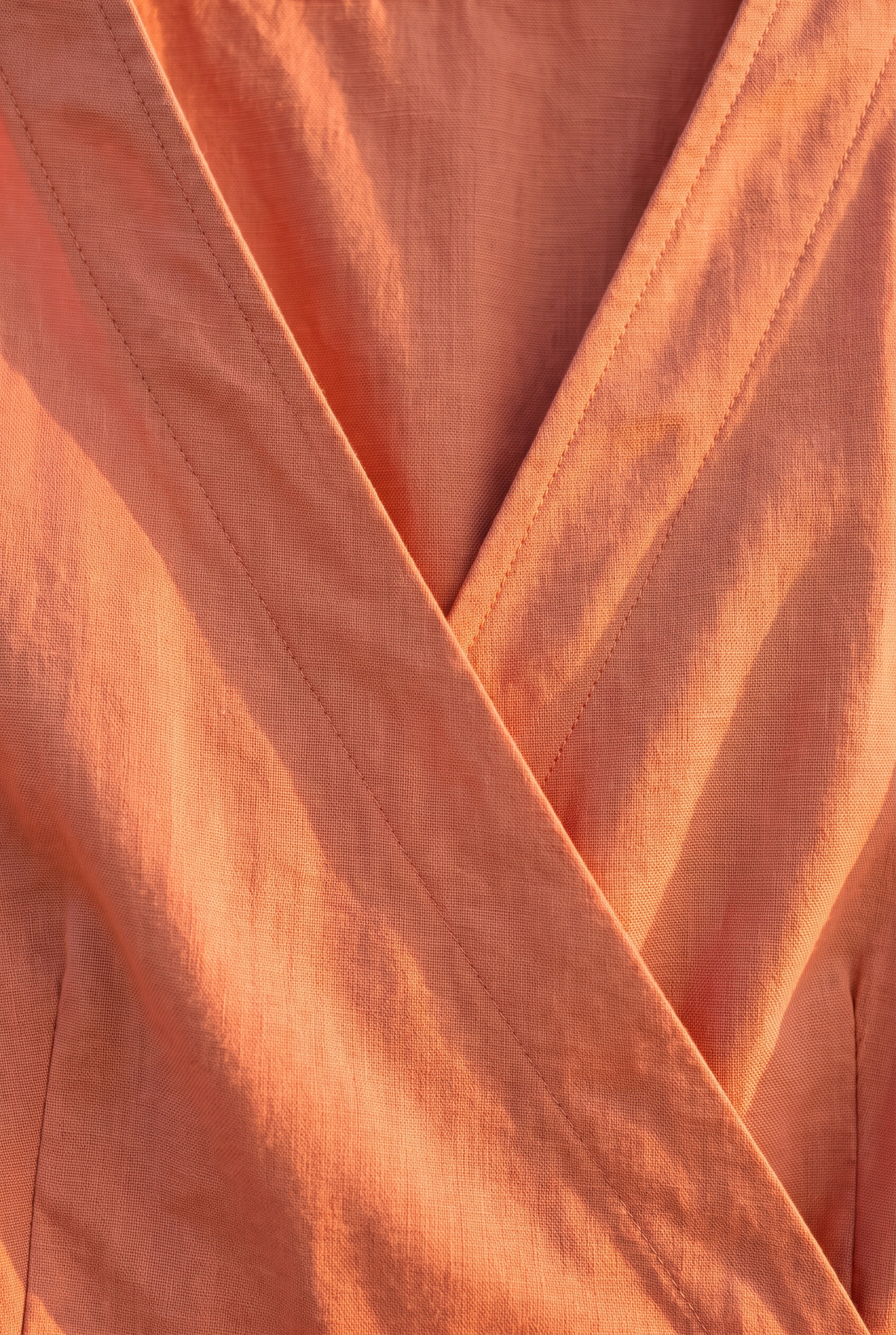 The Clementine Mini, neckline detail