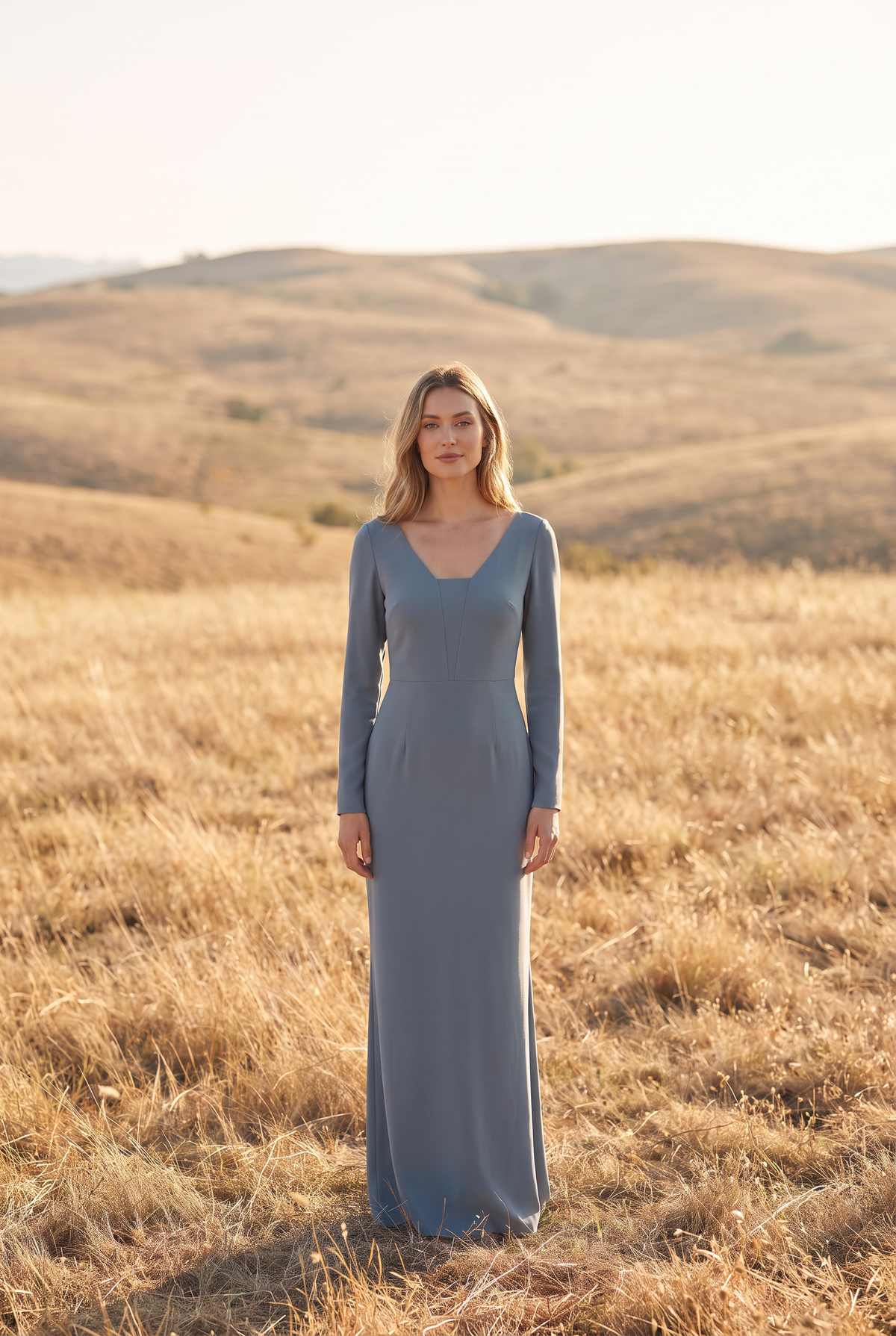The Rowan Maxi in Slate, in the field