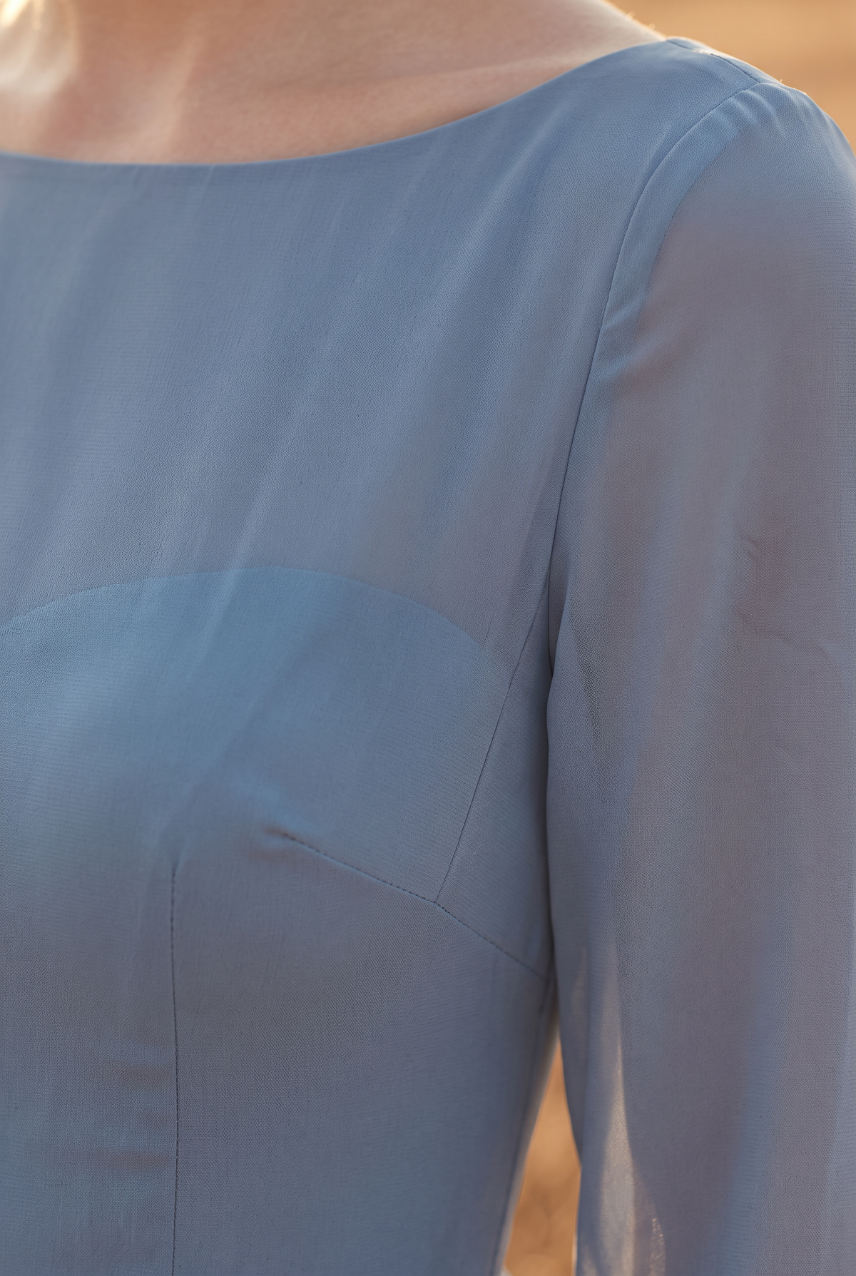 The Aster Mini, neckline detail