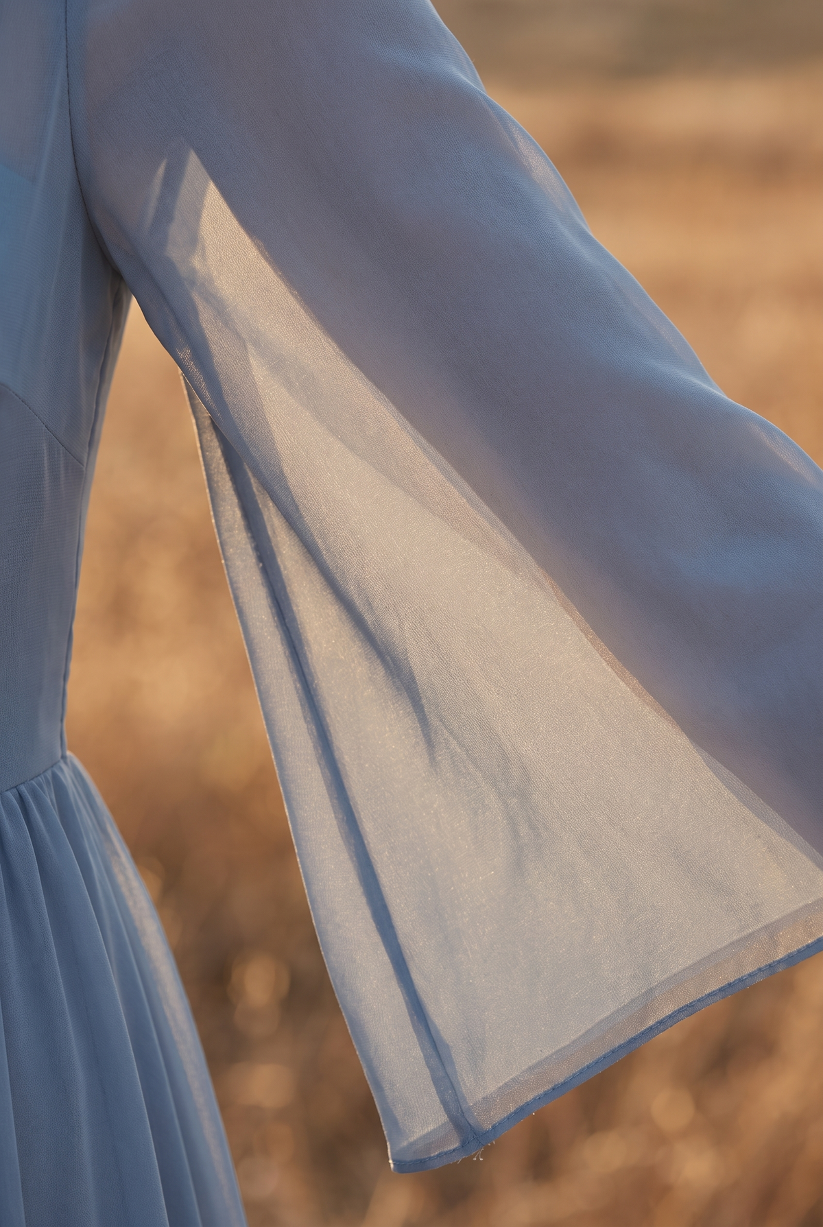 The Aster Mini, sleeve detail