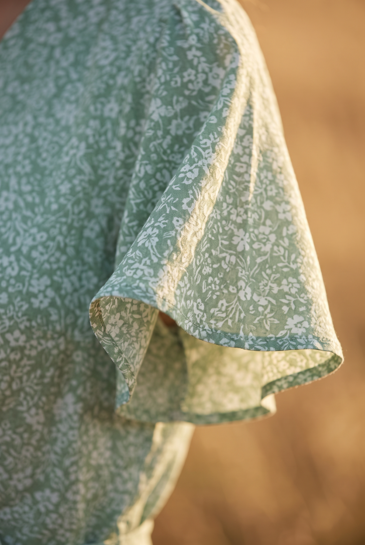 The Clover Mini, sleeve detail