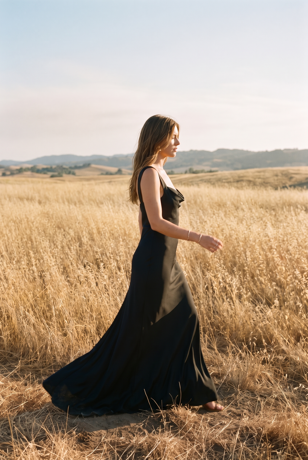 The Delphine Maxi in Noir, walking