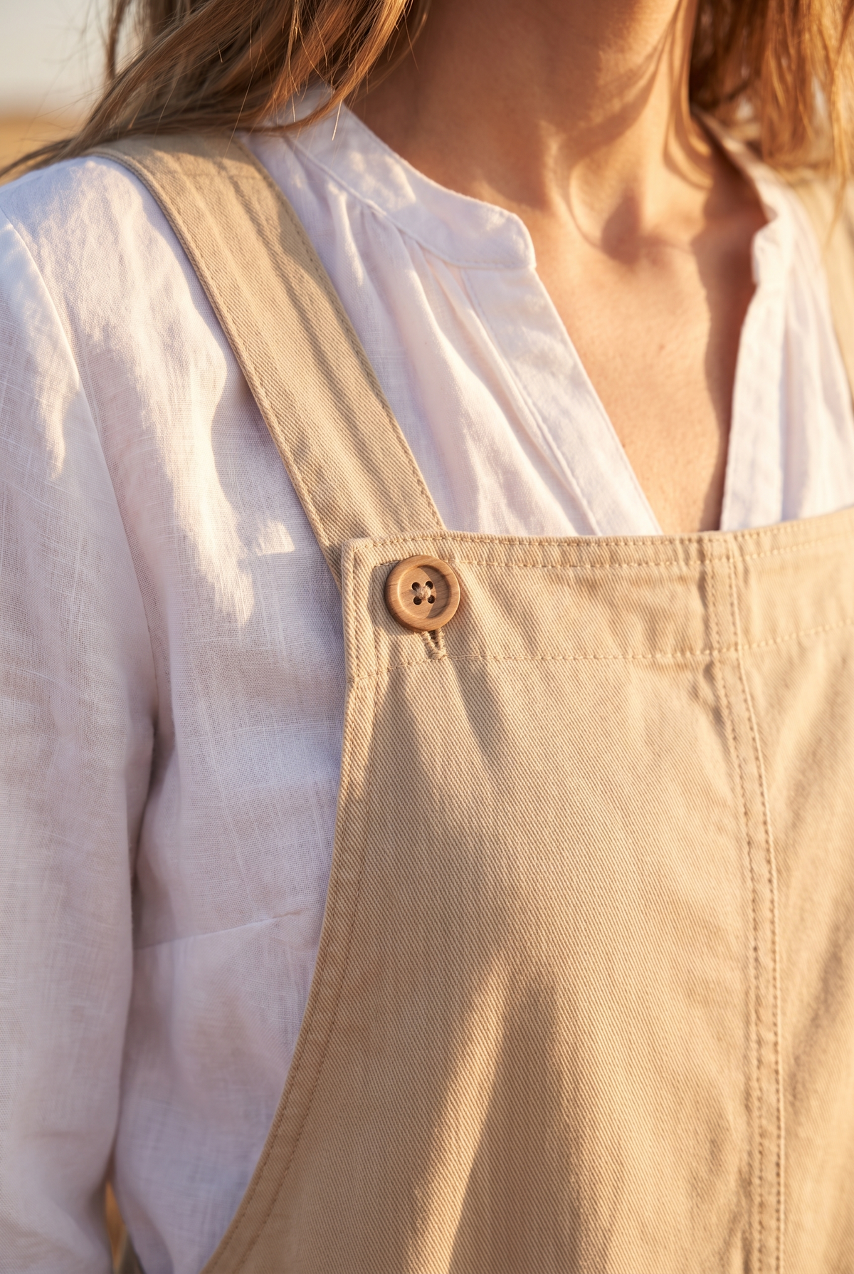 The Frances Midi, neckline detail