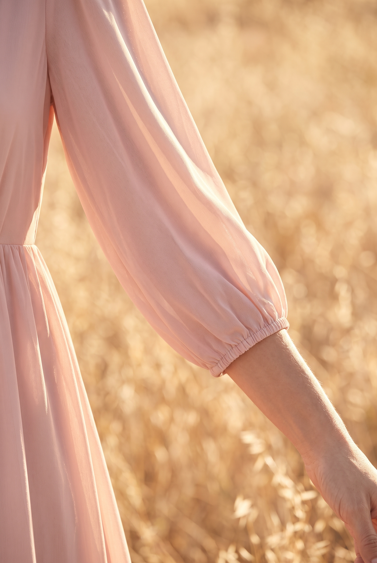 The Nora Midi, sleeve detail