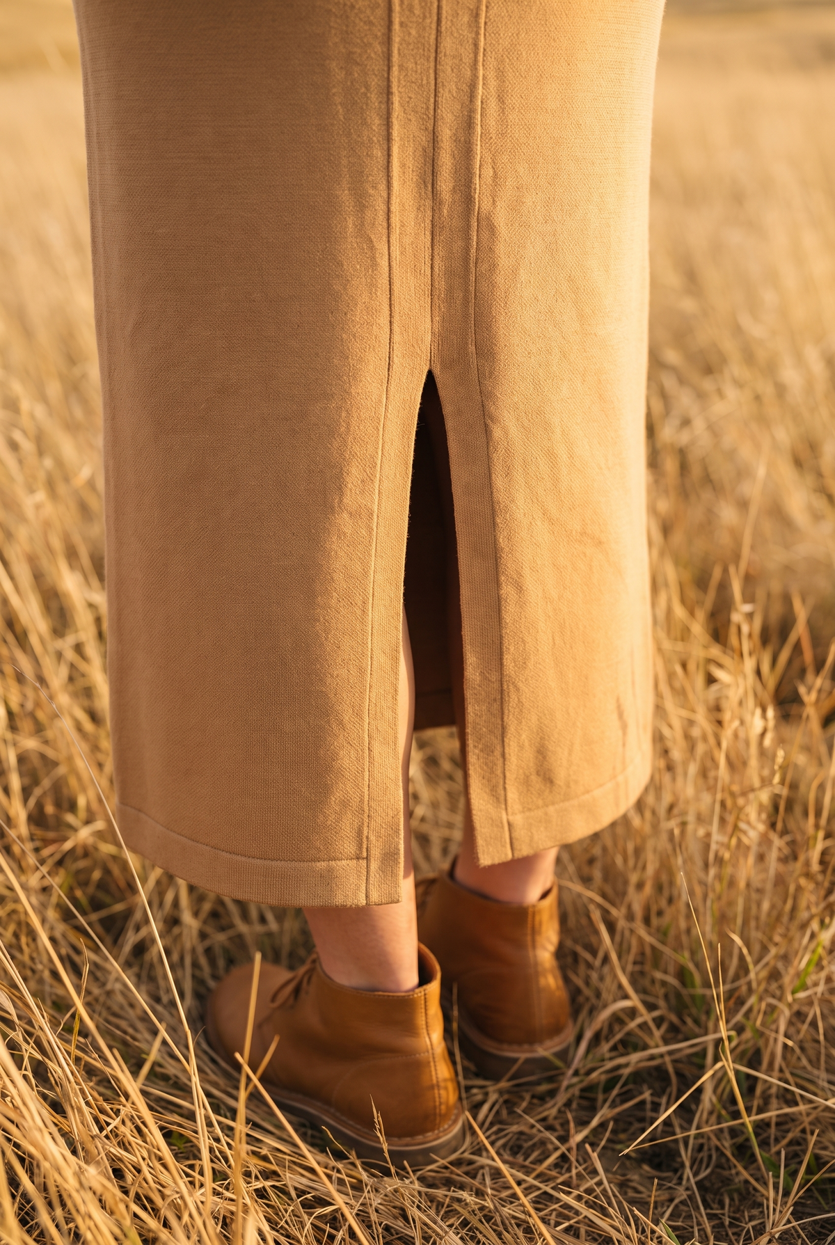 The Juno Skirt, waistband detail